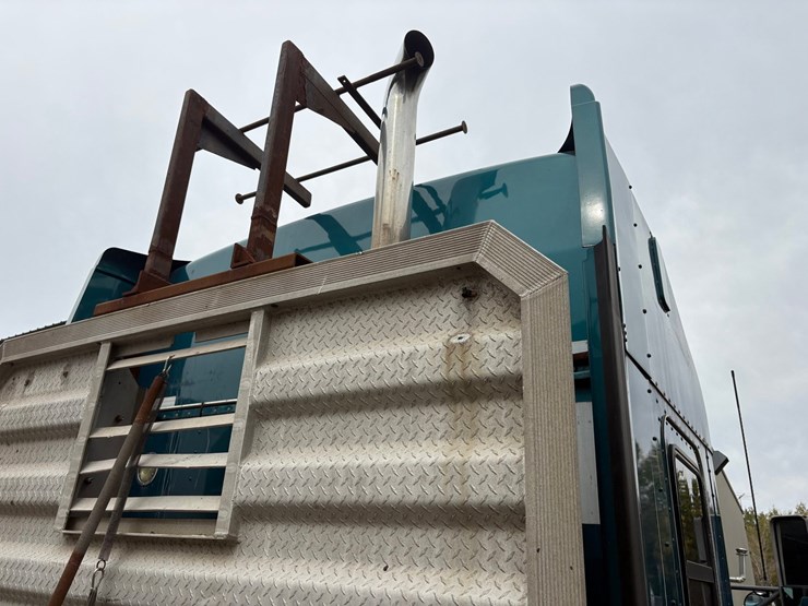 2009-caterpillar-c13-image-22