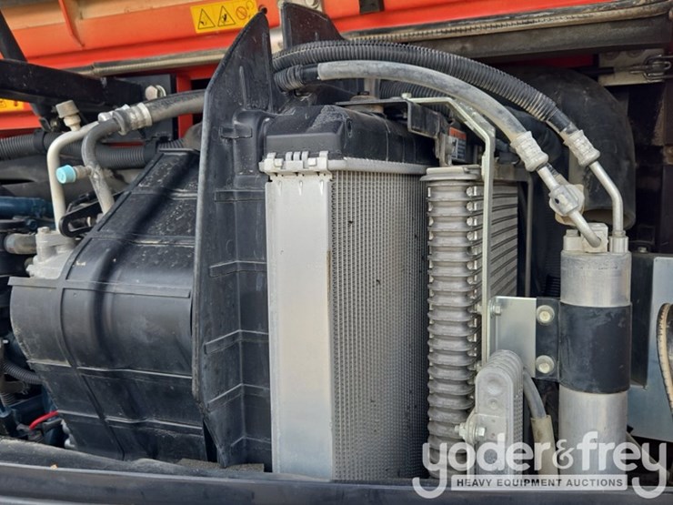 2022-kubota-kx080-image-48
