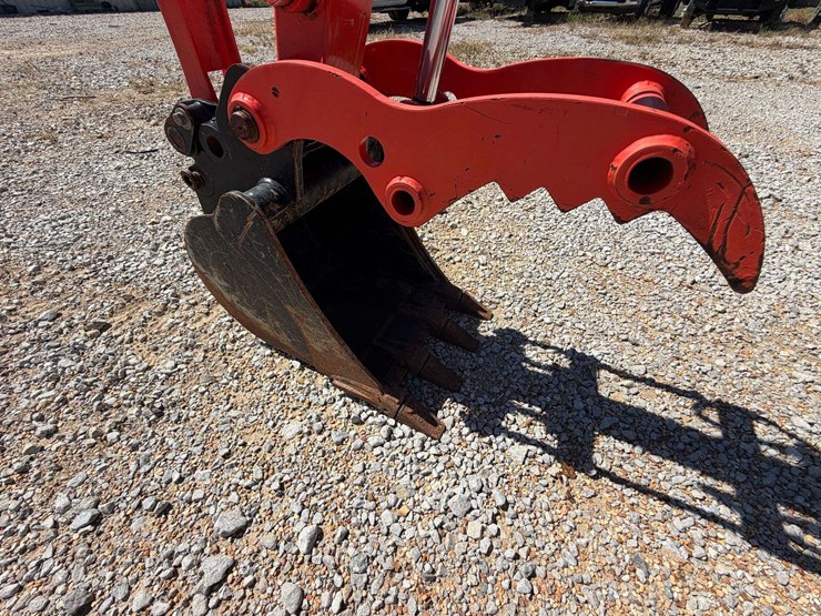 2023-kubota-kx033-4-image-14