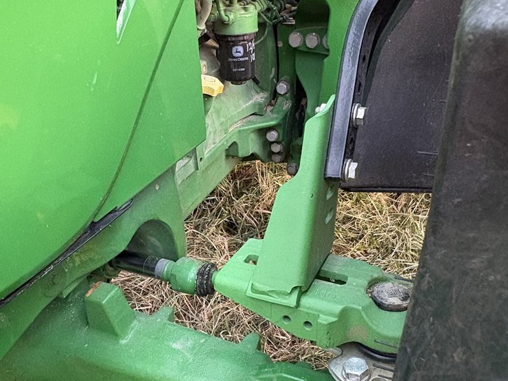 2018-john-deere-5125r-image-33