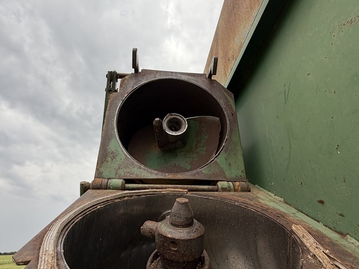 john-deere-650-image-23