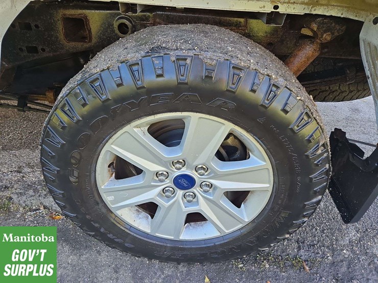 2016-ford-f150-image-14