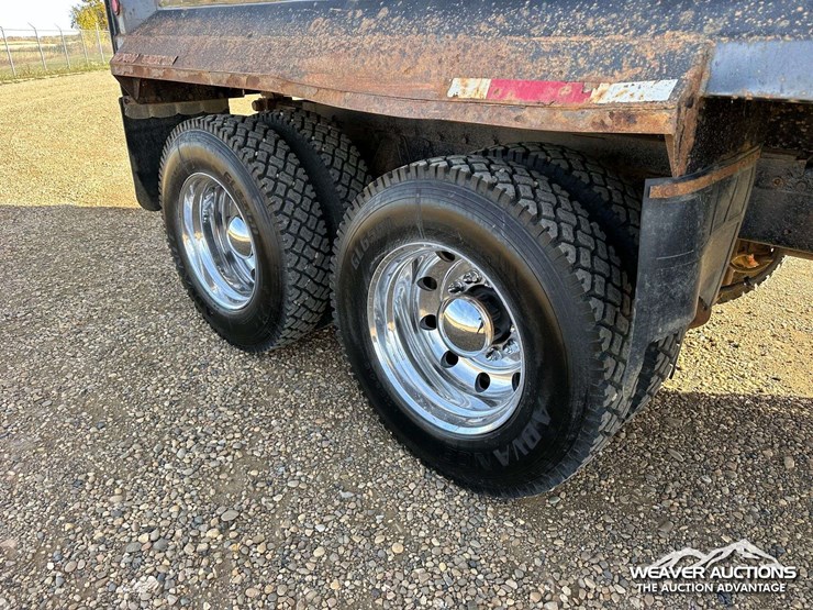 kenworth-t800b-image-47