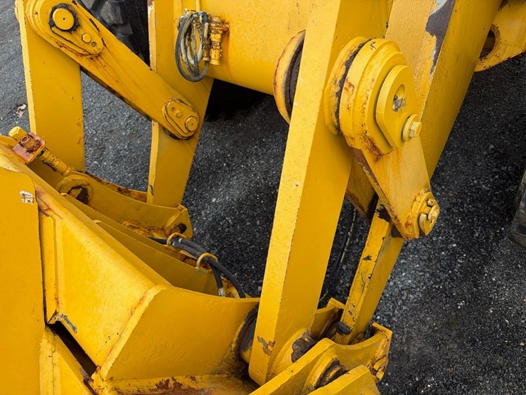 deere-624k-image-17