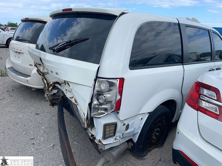 2019-dodge-grand-caravan-se-image-4