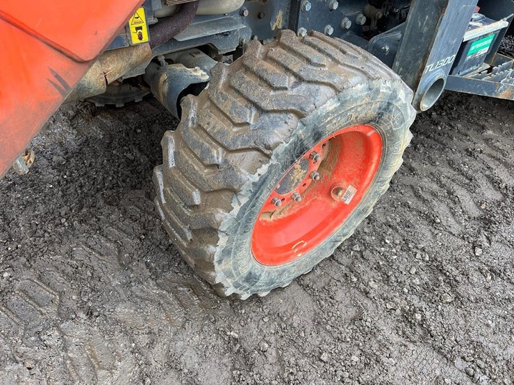 2017-kubota-l47-image-12