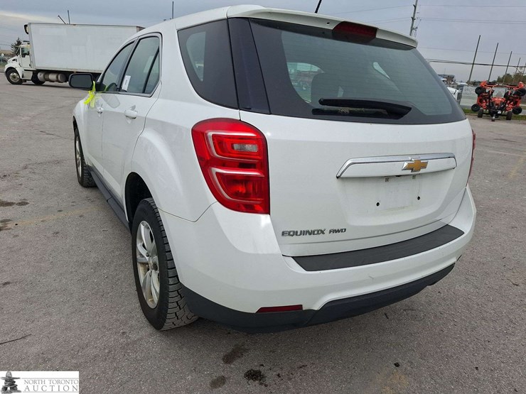 2017-chevrolet-equinox-image-7