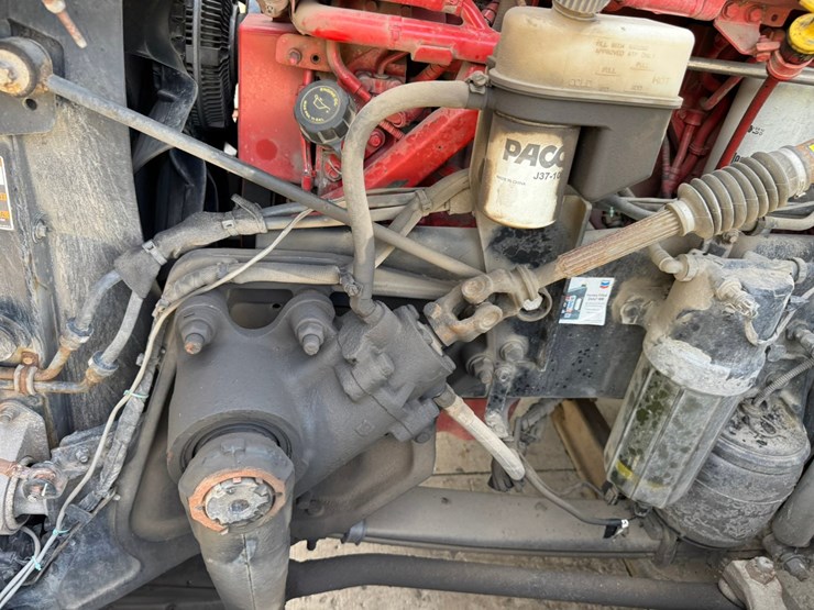 2022-kenworth-t680-image-51