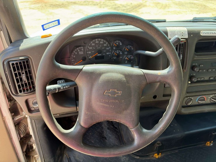 2008-utility-van-image-12