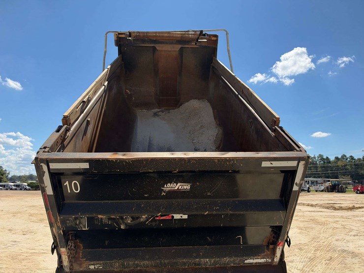 2020-peterbilt-348-image-29