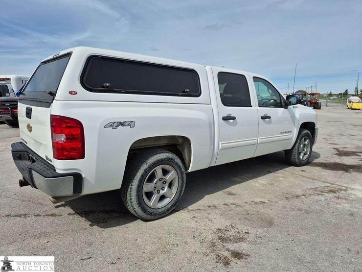 2012-chevrolet-silverado-1500-hybrid-image-5