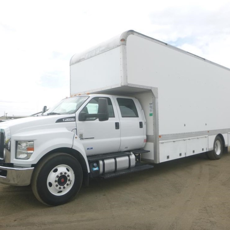 2016 FORD F650 XLT