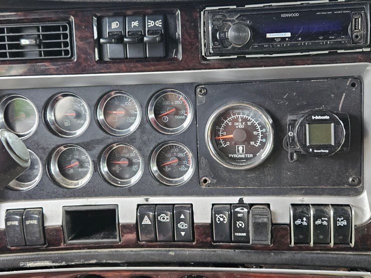 2006-kenworth-t600-image-4