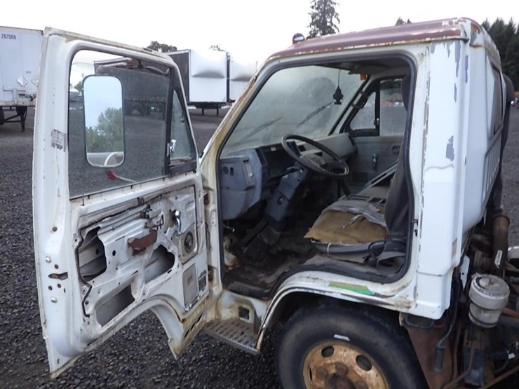 1994-isuzu-npr-image-26