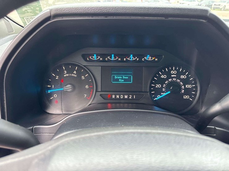 2017-ford-f150-image-14