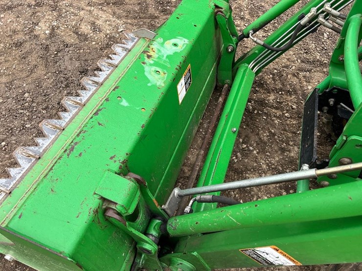 john-deere-2210-image-13