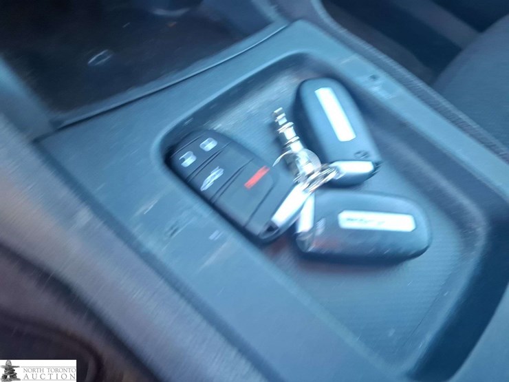 2017-dodge-charger-image-13
