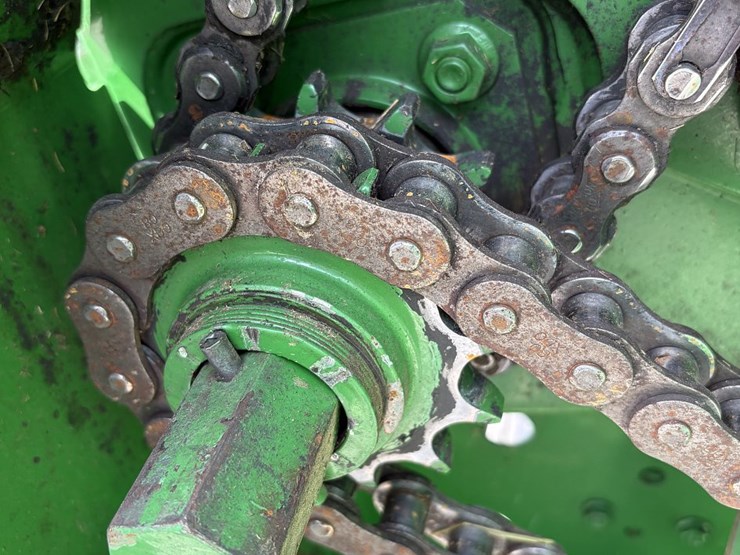 2016-john-deere-569-image-9