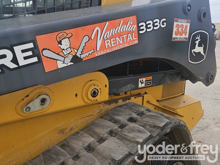 2021-deere-333g-image-30