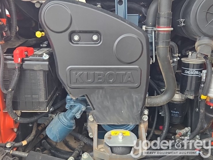 2024-kubota-ssv65-image-34
