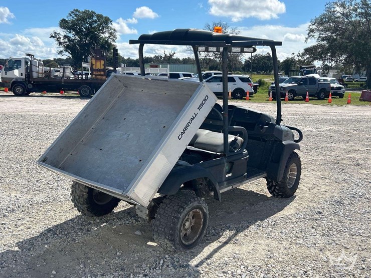 2023-club-car-carryall-1500-4x4-diesel-utility-cart-image-3