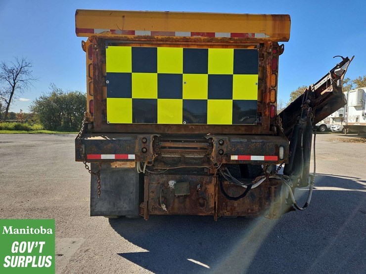 2011-international-workstar-7600-image-6