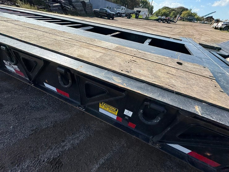 2022-globe-lowboy-image-54