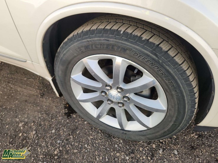 2015-buick-enclave-image-12