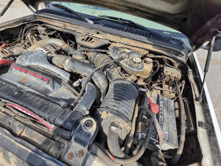 2005-ford-f550-image-38