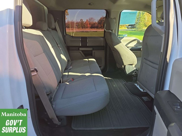 2016-ford-f150-image-25