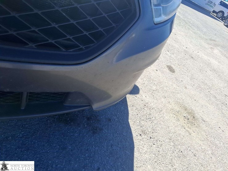 2015-ford-taurus-image-24