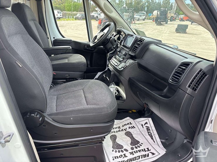 2022-ram-promaster-3500-image-21
