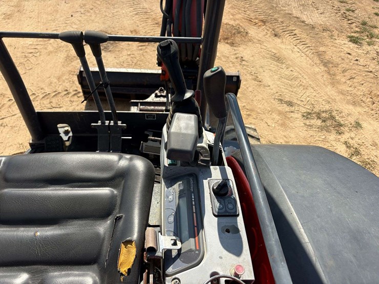 2016-kubota-kx91-3-image-7