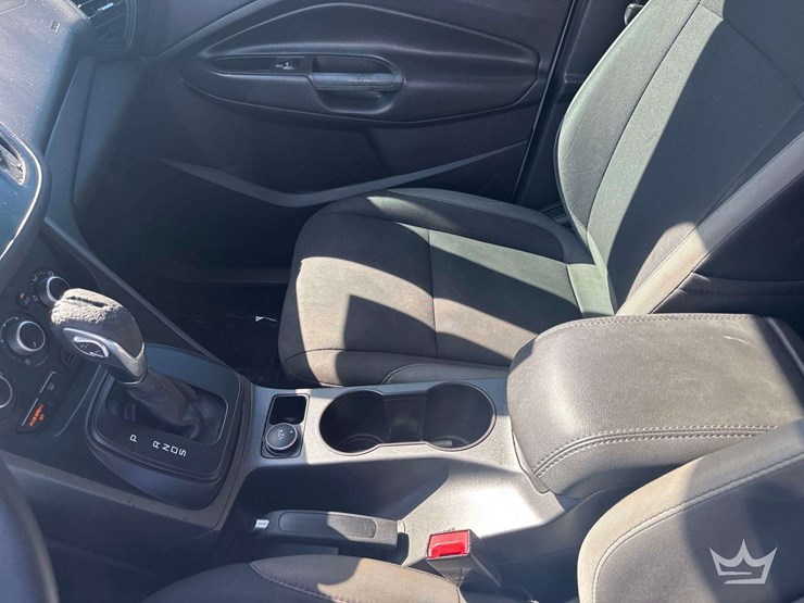 2016-ford-escape-image-16