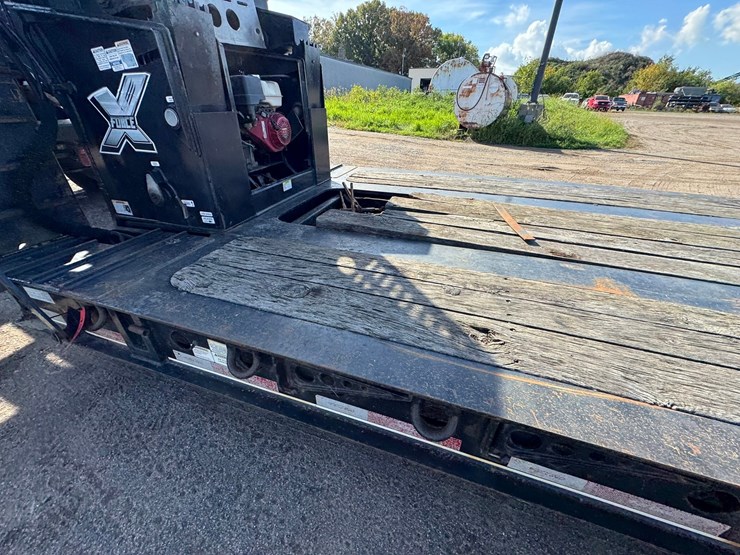 #1954-•-2016-felling-x-force-paver-special-lowboy-image-48