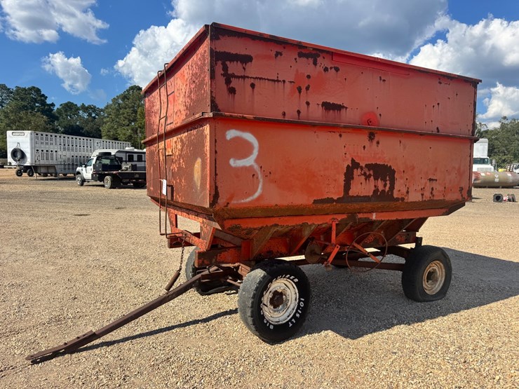 #8205-•-killbros-gravity-flow-wagon-image-1