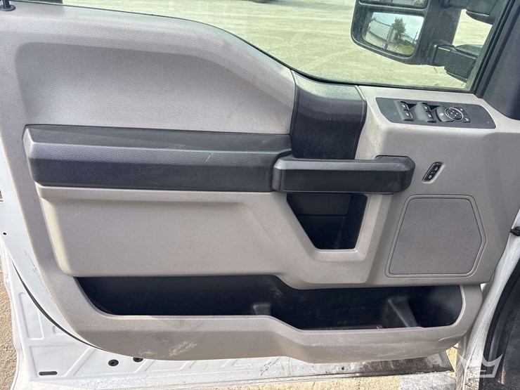 2019-ford-f250-image-11