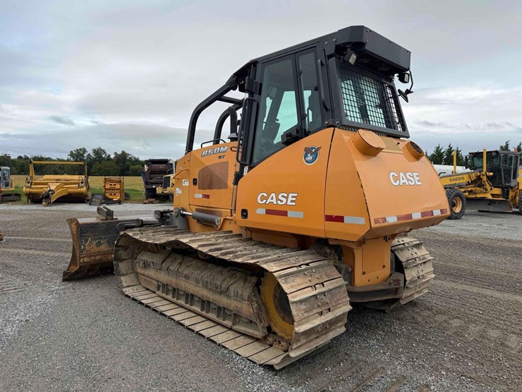2016-case-850m-wt-image-5