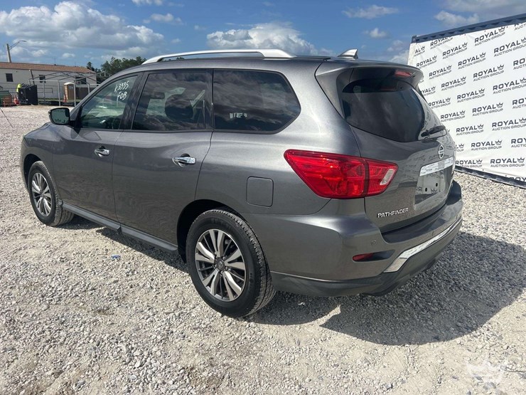 2019-nissan-pathfinder-image-4