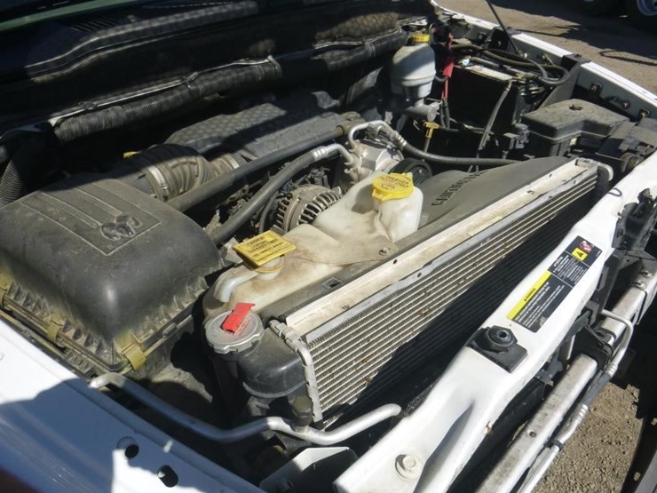 2005-dodge-ram-2500-image-11