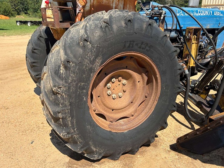 ford-6610-image-17