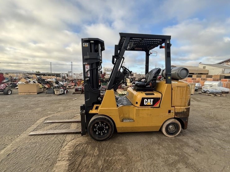 2020-caterpillar-gc40k-image-5