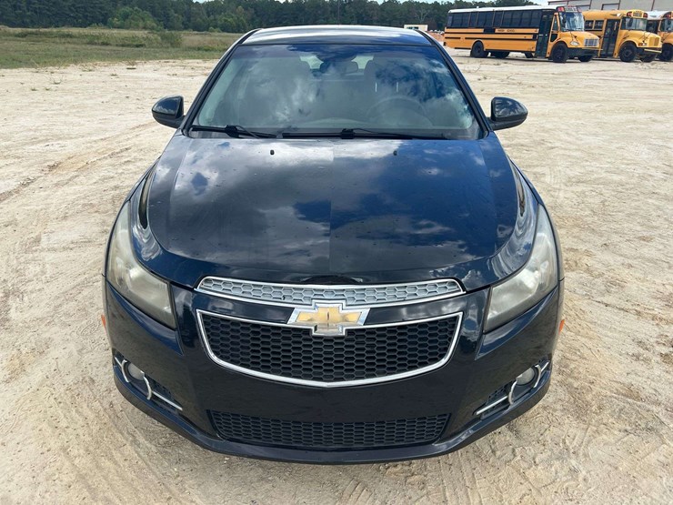 2014-chevrolet-cruze-4-door-sedan-(101,237-miles)-image-5