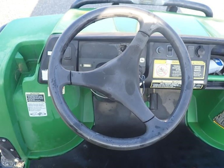 2012-john-deere-gator-image-12
