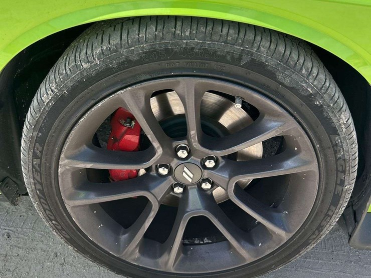 2023-dodge-challenger-coupe-image-34