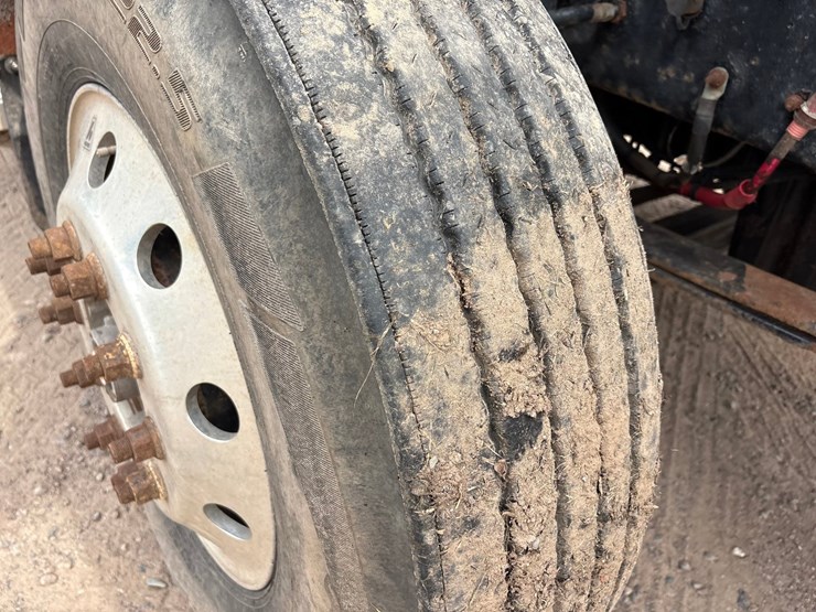 2013-western-star-4900sa-image-93