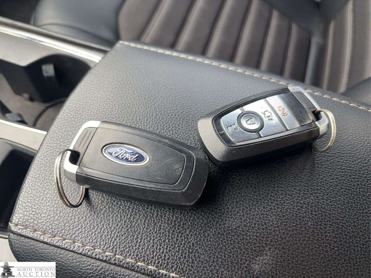 2017-ford-fusion-image-13