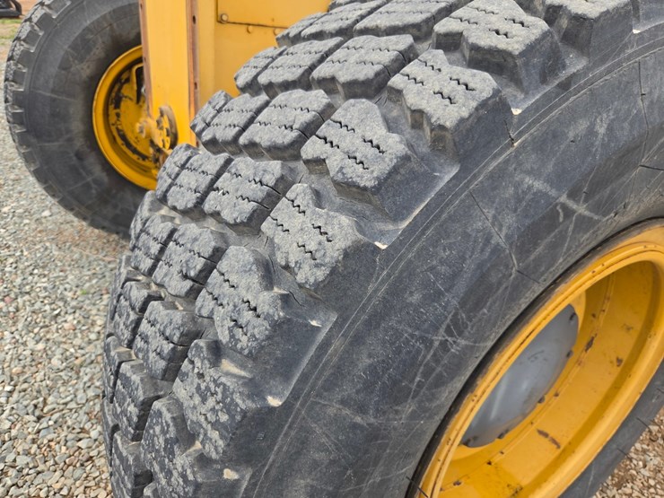 deere-772bh-image-71