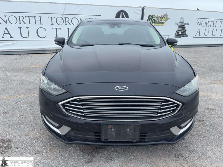 2017-ford-fusion-image-2