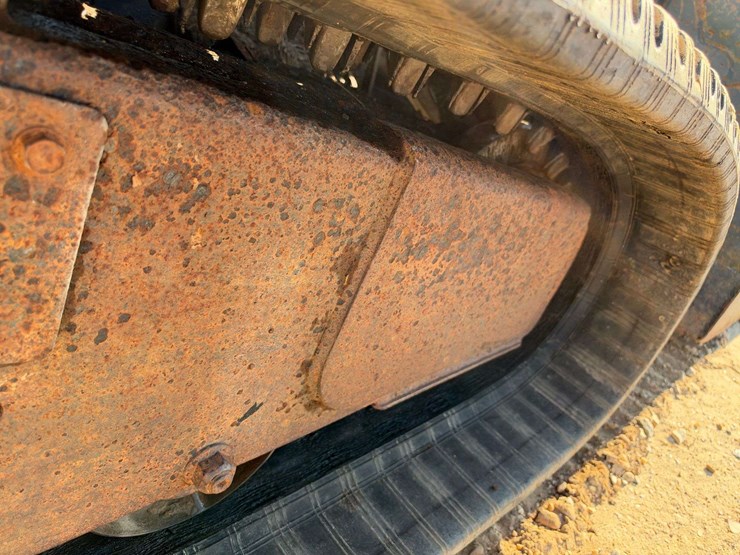 2005-bobcat-t300-image-20
